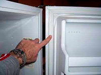 fridge and freezer not cooling